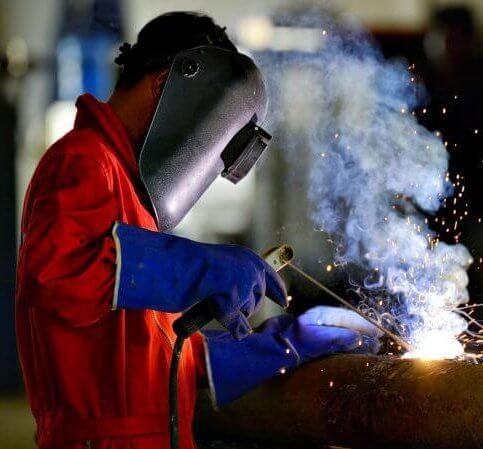 Ropa de trabajo y protección laboral de soldador