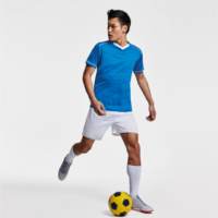 Conjunto Deportivo Adulto United Roly 0457 Conjunto Deportivo Adulto United Roly 0457
