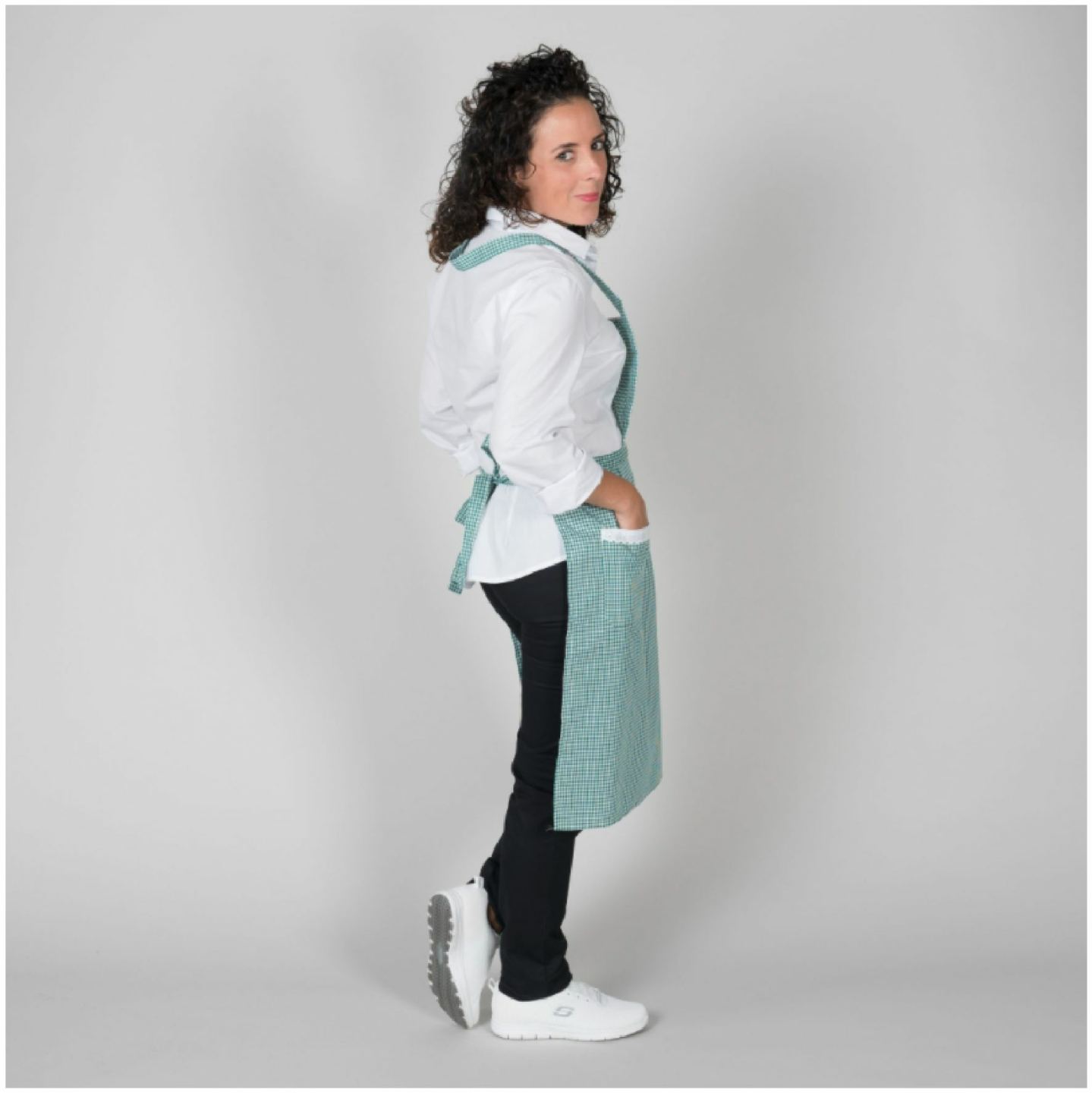 Delantal Con Puntilla Garys 1080