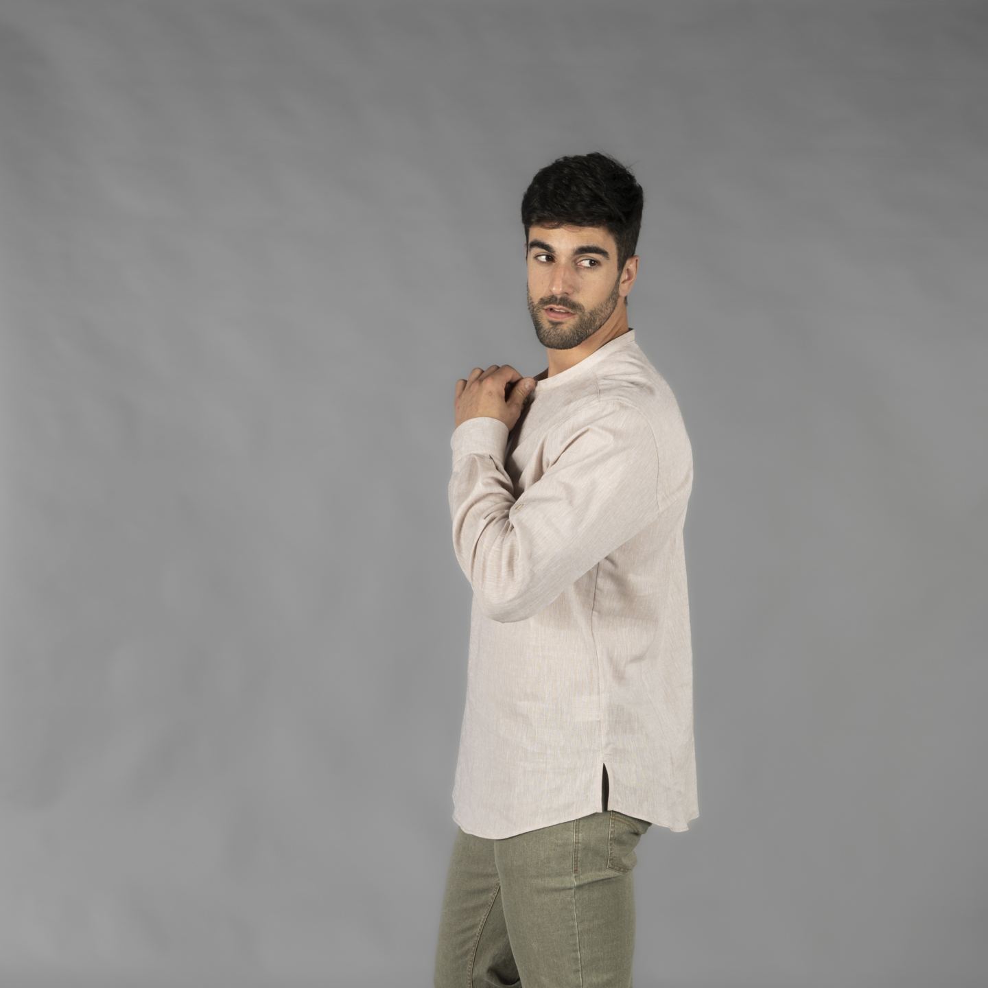 Camisa Gary's Hombre Con Cuello Mao Tiwi 210007 lateral