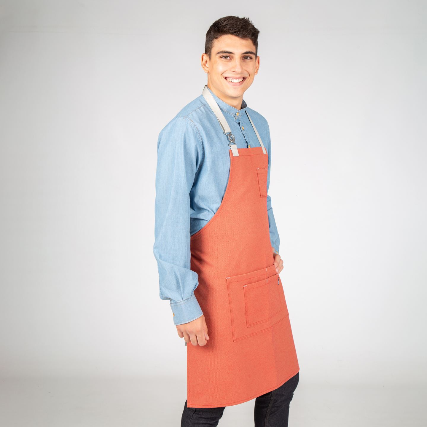 Delantal Con Peto y Hebilla Gary's 100014 lateral