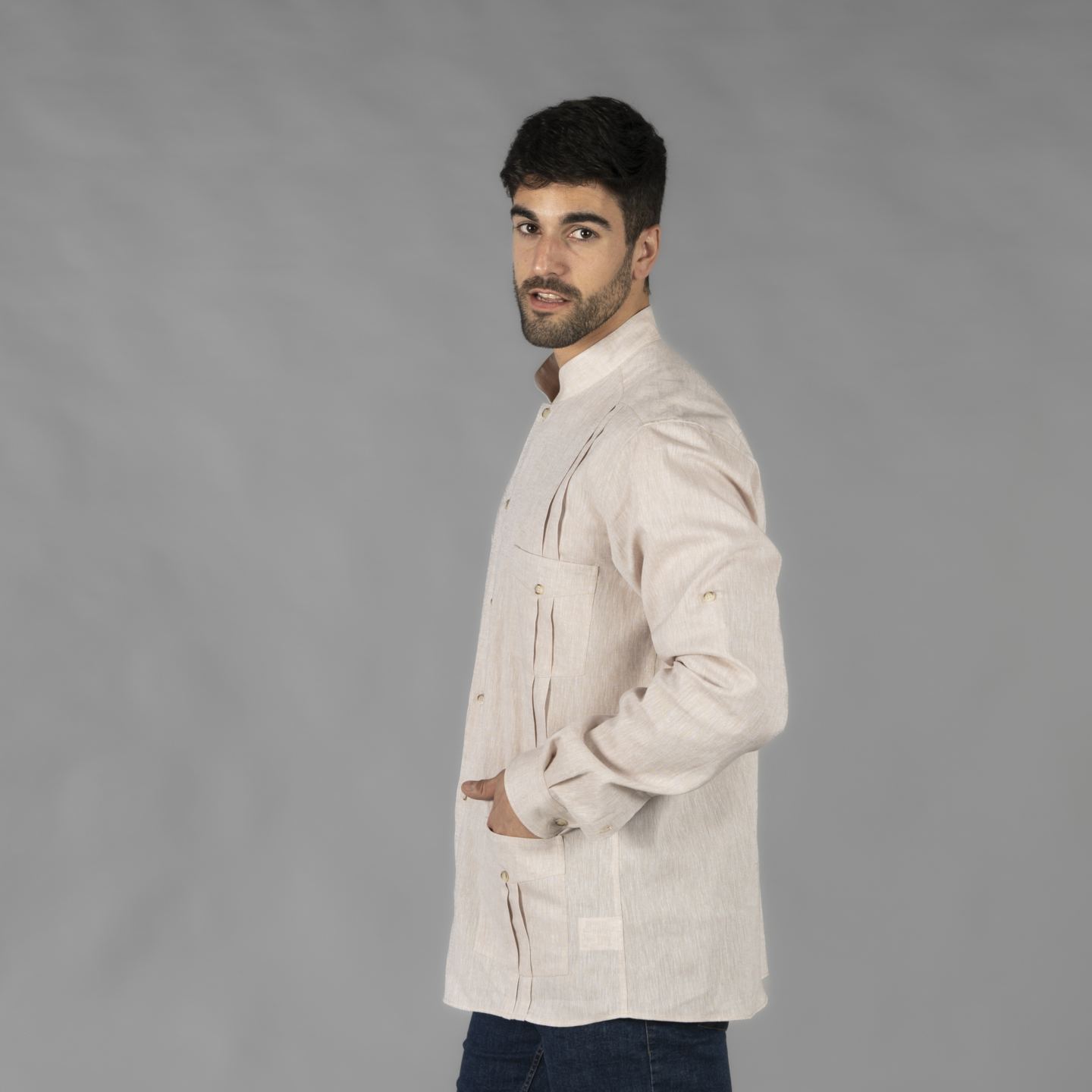 Camisa de Lino Cuello Mao Hombre Gary's Borneo 210003 Distinción lateral