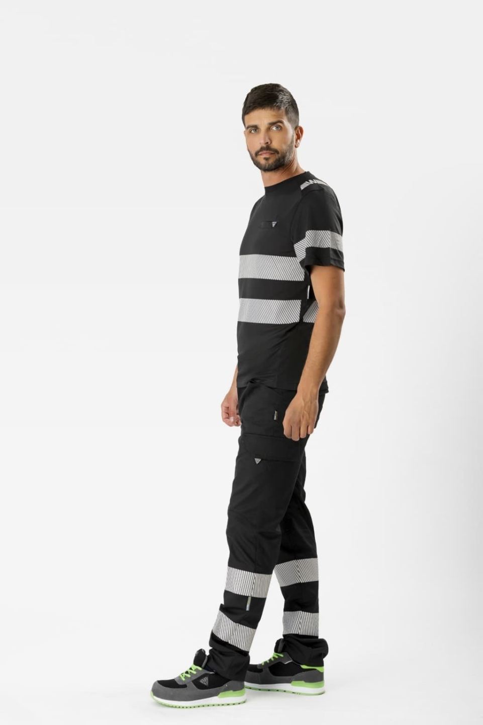 Pantalón Multibolsillos con Bandas Reflectantes Workteam C2717 Pantalón Multibolsillos con Bandas Reflectantes Workteam C2717