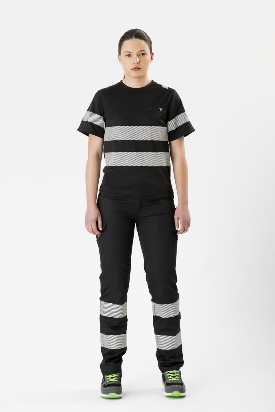 Pantalón Multibolsillos con Bandas Reflectantes Workteam C2717 Pantalón Multibolsillos con Bandas Reflectantes Workteam C2717